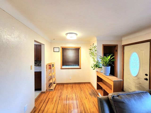 1158 Bradley Street, Saint Paul, MN 55130