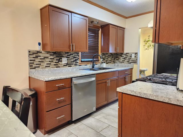 1158 Bradley Street, Saint Paul, MN 55130