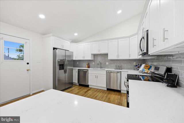 1105 LAMBERTON DR, Silver Spring, MD 20902