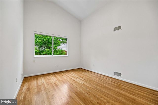 1105 LAMBERTON DR, Silver Spring, MD 20902