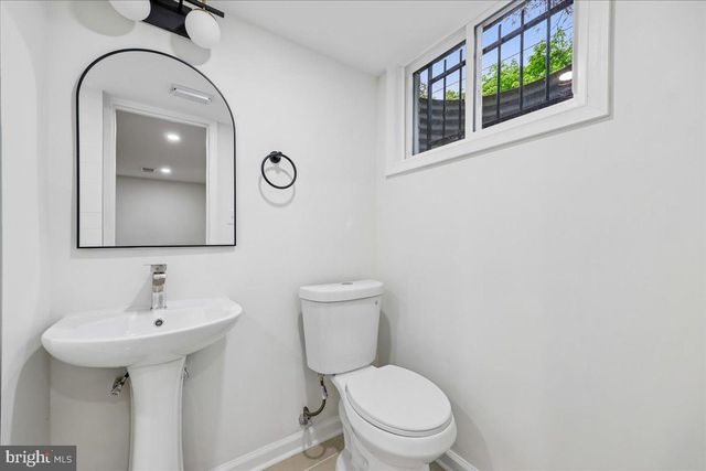 1105 LAMBERTON DR, Silver Spring, MD 20902