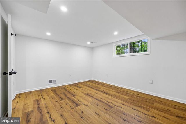 1105 LAMBERTON DR, Silver Spring, MD 20902