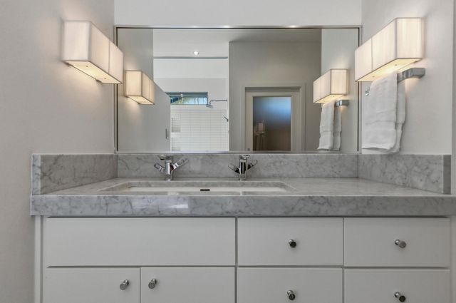 1712 W 10th ST W, Austin, TX 78703