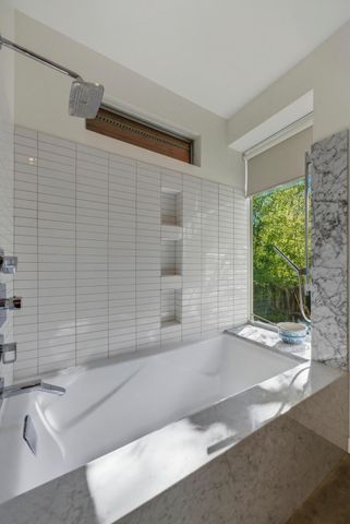 1712 W 10th ST W, Austin, TX 78703