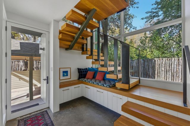 1712 W 10th ST W, Austin, TX 78703