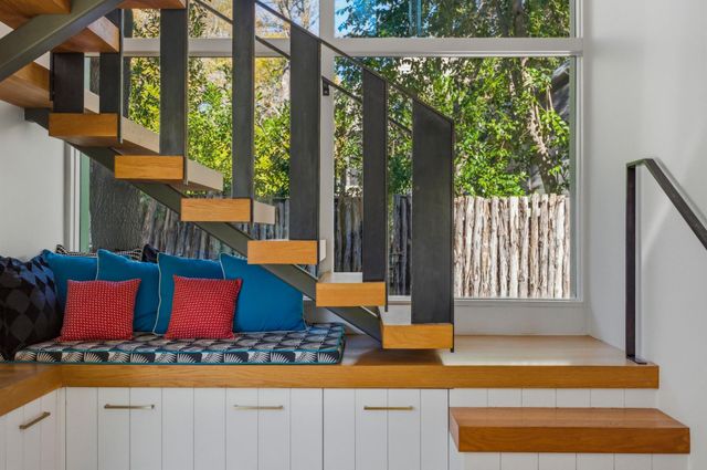 1712 W 10th ST W, Austin, TX 78703