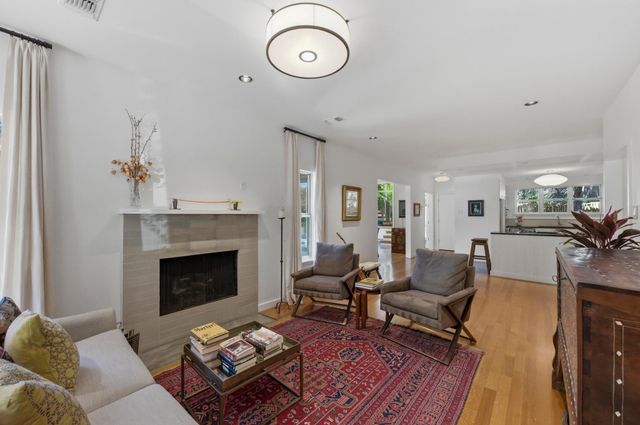 1712 W 10th ST W, Austin, TX 78703