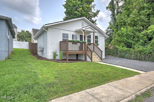 132 Central Court, Bristol, VA 24201