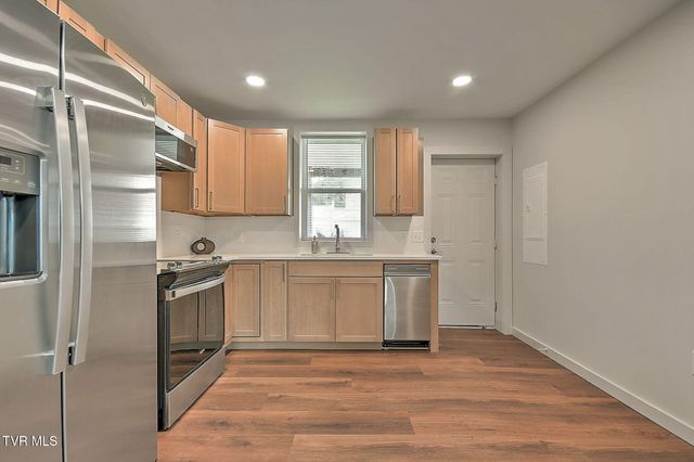 132 Central Court, Bristol, VA 24201