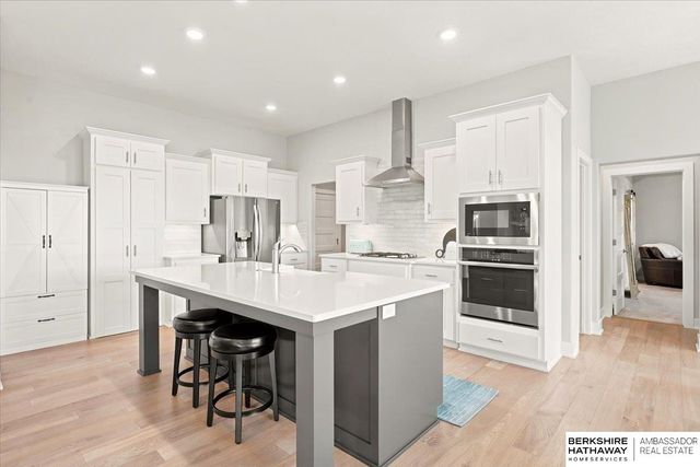 18408 Corby Street, Elkhorn, NE 68022