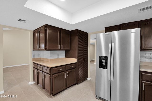 10417 E CINNABAR Avenue, Scottsdale, AZ 85258