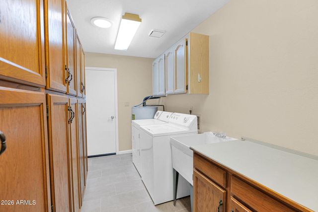 10417 E CINNABAR Avenue, Scottsdale, AZ 85258