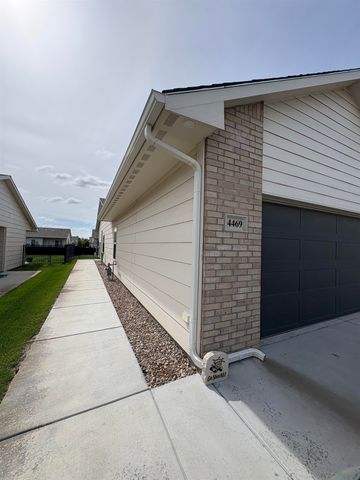 4469-4471 N Sandplum St, Wichita, KS 67205