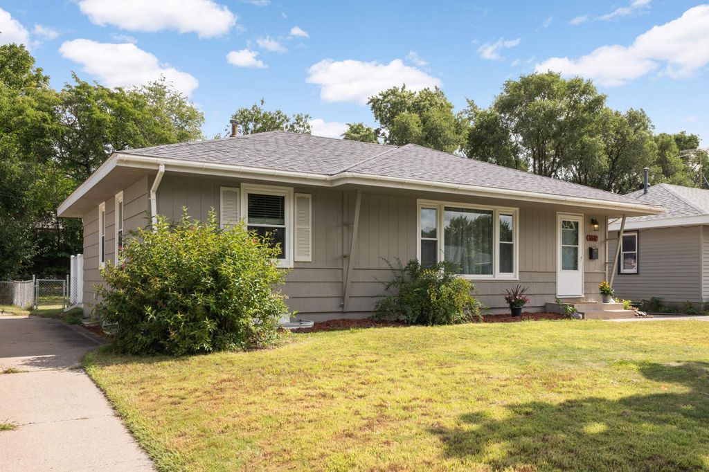 1611 Oregon Avenue S, Saint Louis Park, MN 55426