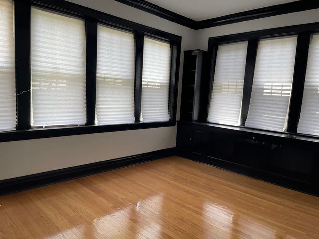 5901 W Rice Street, Chicago, IL 60651