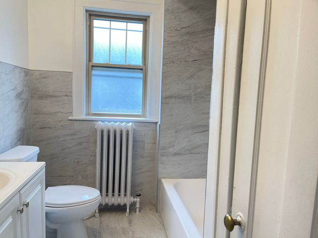 5901 W Rice Street, Chicago, IL 60651