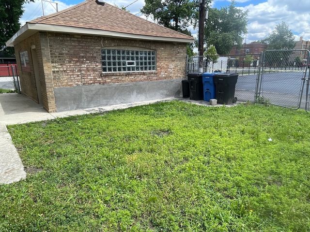 5901 W Rice Street, Chicago, IL 60651