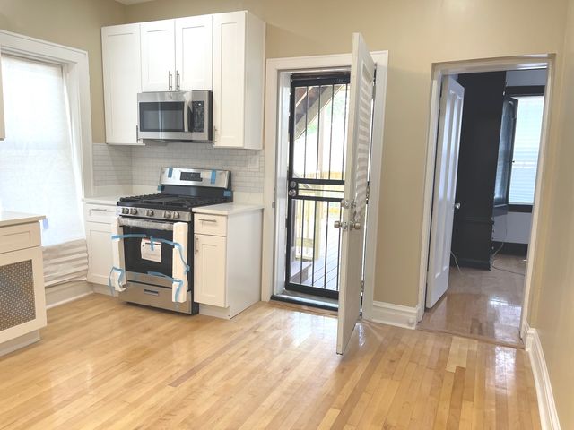 5901 W Rice Street, Chicago, IL 60651