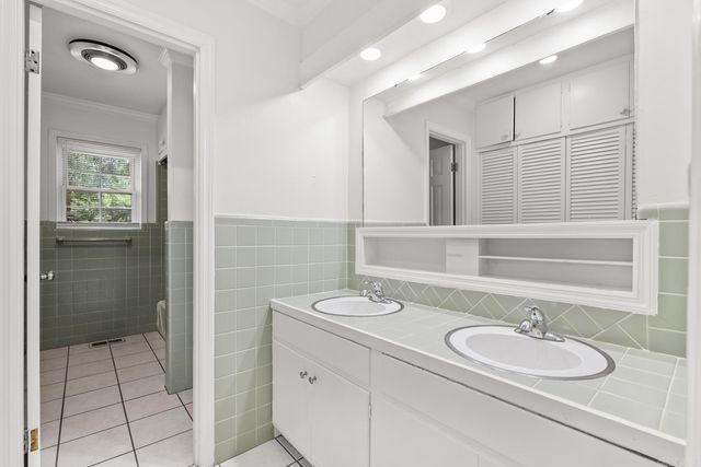 2521 Robinson Avenue, Conway, AR 72034