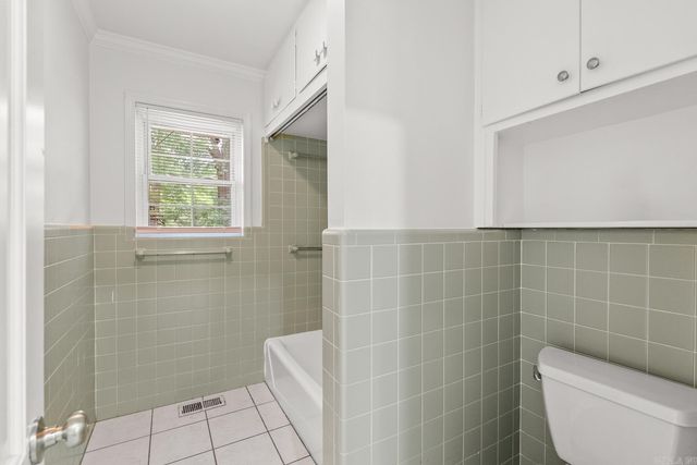 2521 Robinson Avenue, Conway, AR 72034