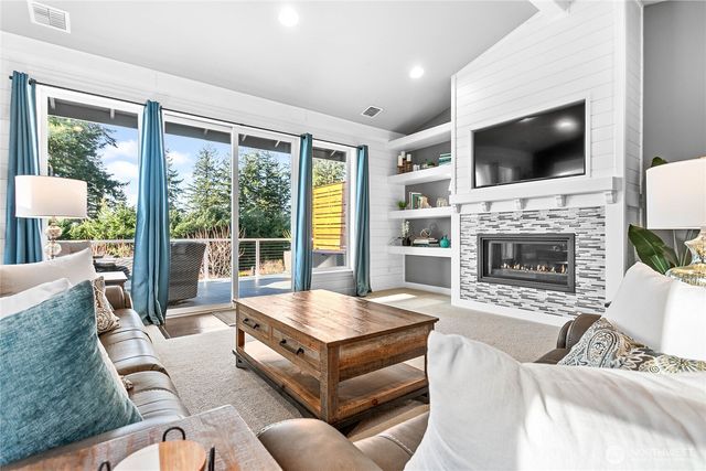 3821 Connelly Avenue, Bellingham, WA 98229