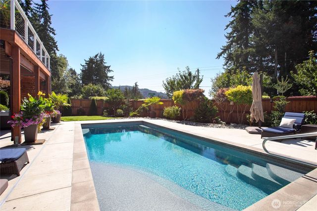 3821 Connelly Avenue, Bellingham, WA 98229