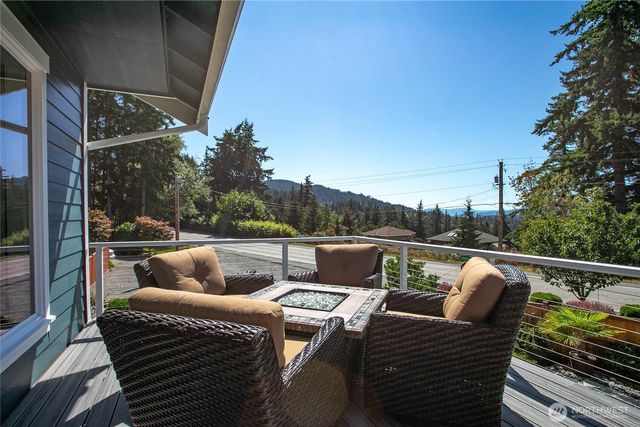 3821 Connelly Avenue, Bellingham, WA 98229