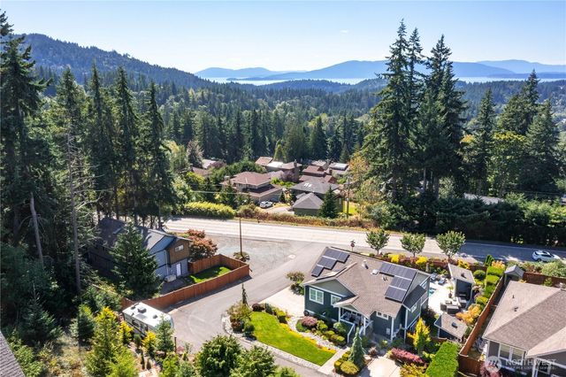 3821 Connelly Avenue, Bellingham, WA 98229