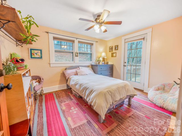 9 Mountain View Road, Asheville, NC 28806