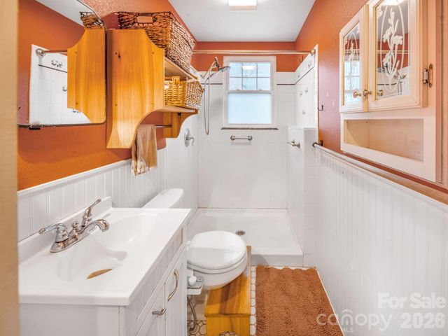 9 Mountain View Road, Asheville, NC 28806