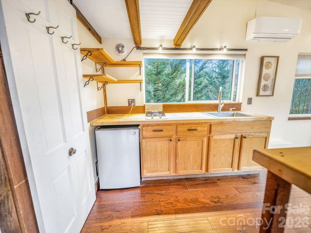 9 Mountain View Road, Asheville, NC 28806