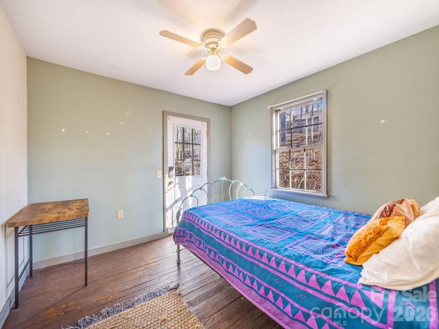 9 Mountain View Road, Asheville, NC 28806