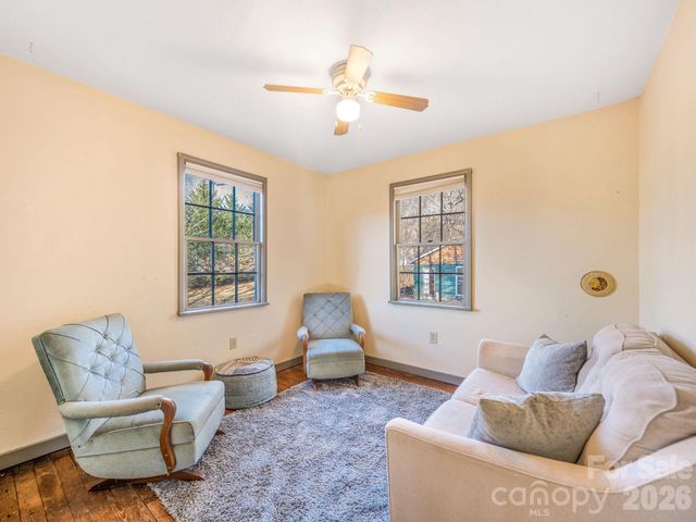 9 Mountain View Road, Asheville, NC 28806