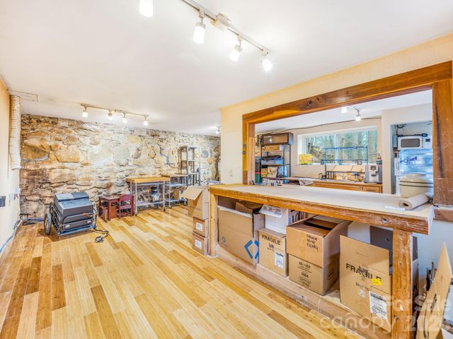 9 Mountain View Road, Asheville, NC 28806