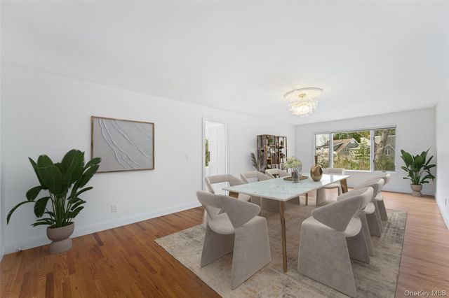 10 Cherry Lane, Scarsdale, NY 10583