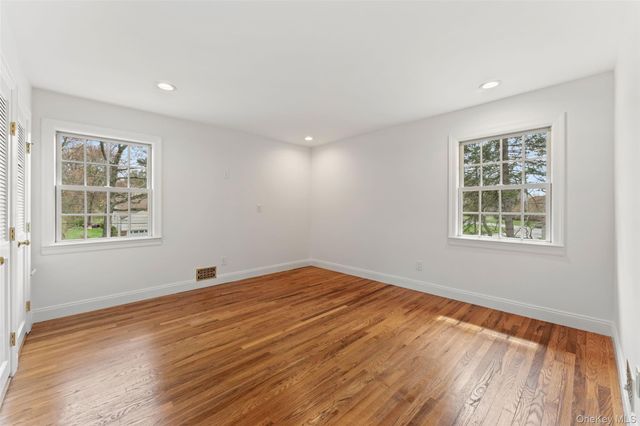 10 Cherry Lane, Scarsdale, NY 10583