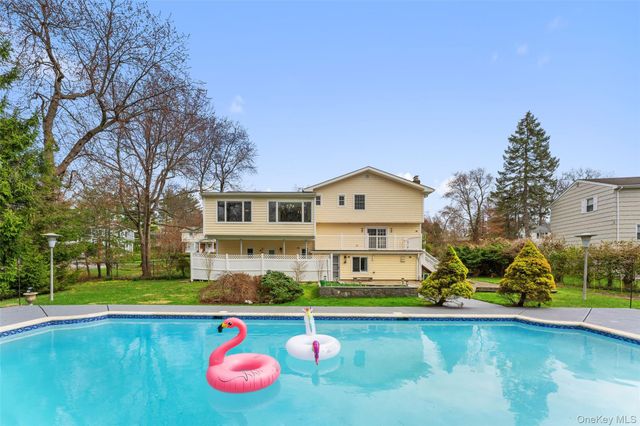 10 Cherry Lane, Scarsdale, NY 10583