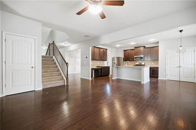 603 Stonehurst Lane, Canton, GA 30114
