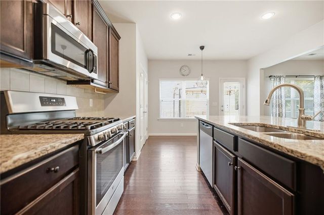 603 Stonehurst Lane, Canton, GA 30114
