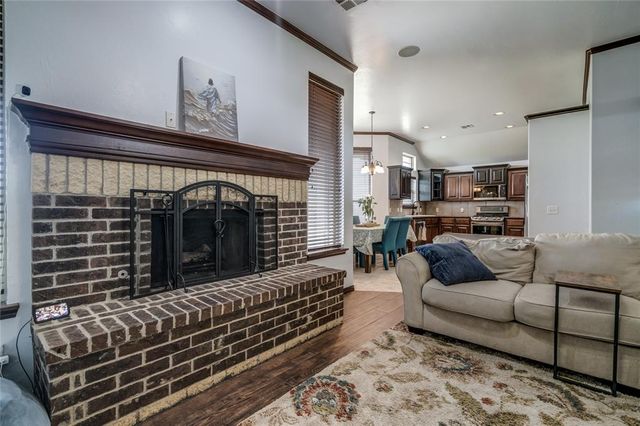 8507 Hudson Lane, Piedmont, OK 73078