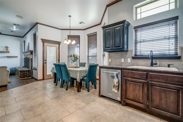 8507 Hudson Lane, Piedmont, OK 73078