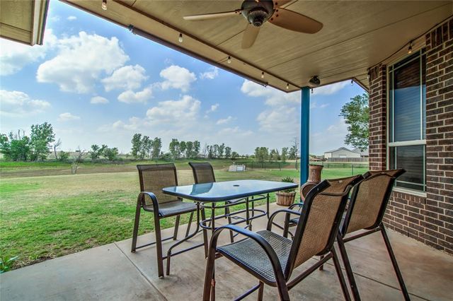8507 Hudson Lane, Piedmont, OK 73078