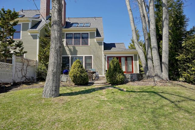 579 Sagamore Ave Unit 99, Portsmouth, NH 03801