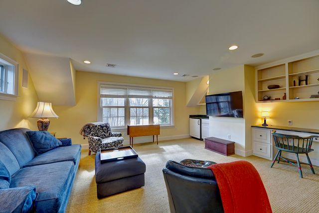 579 Sagamore Ave Unit 99, Portsmouth, NH 03801