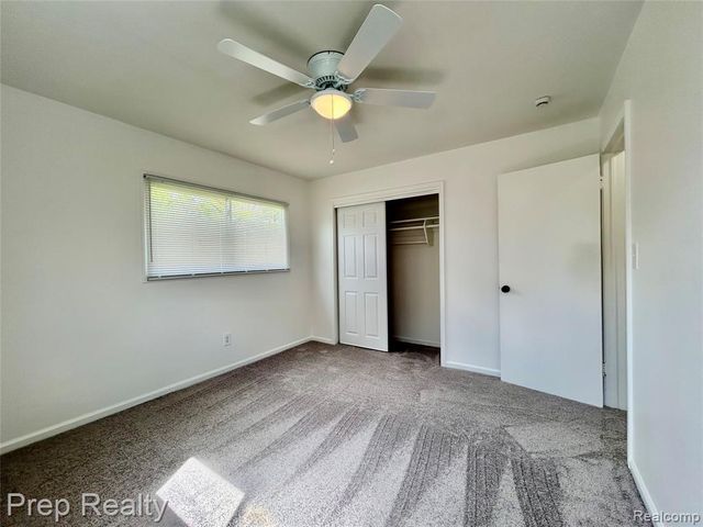 29881 Brooklane Street, Inkster, MI 48141