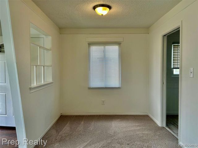 29881 Brooklane Street, Inkster, MI 48141