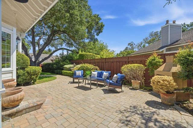 98 Forrest Avenue, Los Gatos, CA 95032
