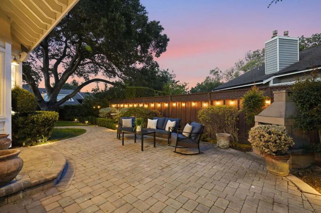 98 Forrest Avenue, Los Gatos, CA 95032