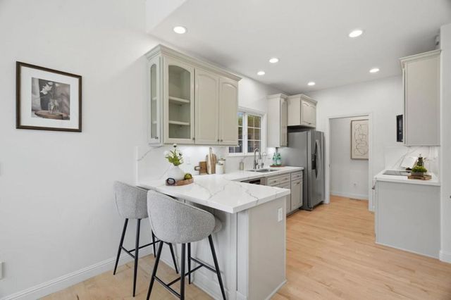 98 Forrest Avenue, Los Gatos, CA 95032