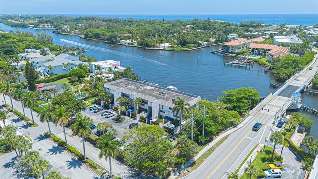801 Palm Trail 9, Delray Beach, FL 33483